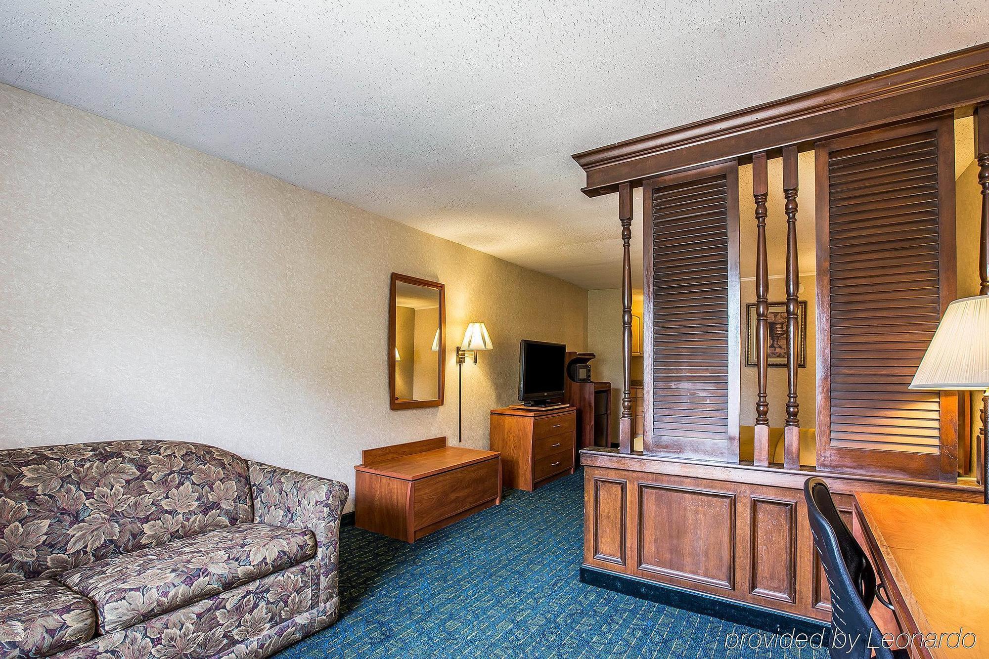 Greenville Inn & Suites Exteriér fotografie