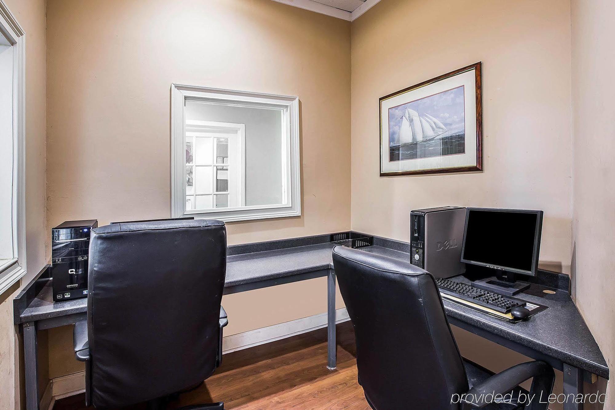 Greenville Inn & Suites Exteriér fotografie